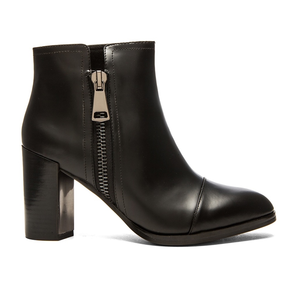 SENSO Quartz Black Leather Boots Size 8 (Fits 7)